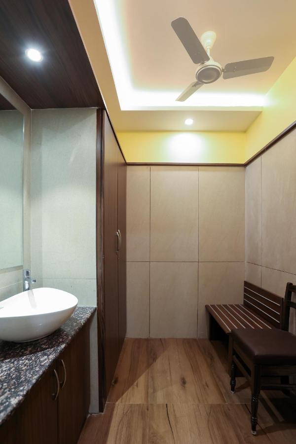 Sri Balaji Grand Hotel Кумбаконам Екстериор снимка
